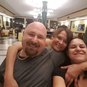 Meet your Posher, Crystal